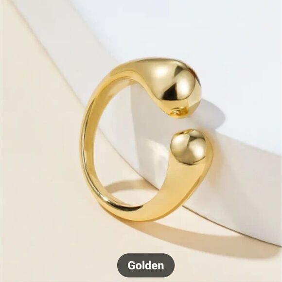 14K Gold Plated Open Ring Luxurious Adjustable Jewelry for Women - Picture 6 of 6